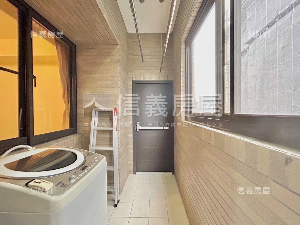 高鐵說ＬＡＶＩＥ三房美屋房屋室內格局與周邊環境