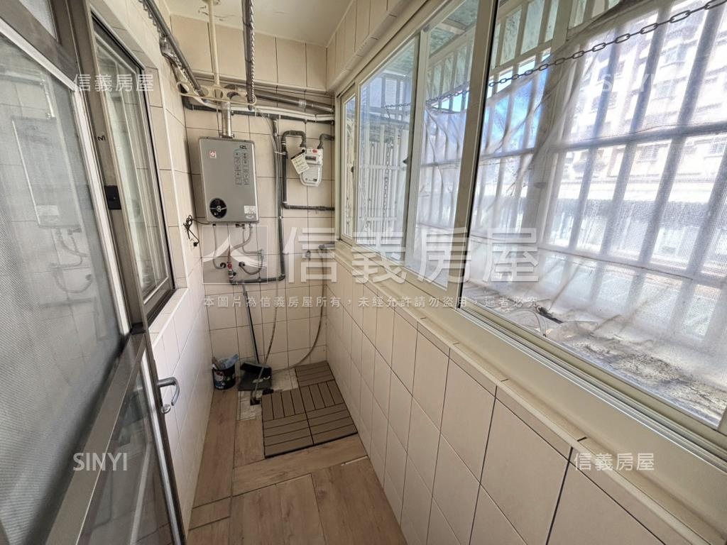 專任稀有精美安靜電梯兩房房屋室內格局與周邊環境