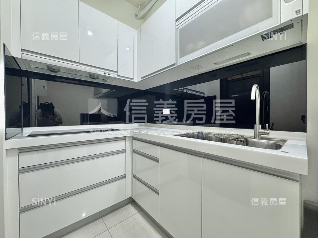 華友聯次高樓兩房平車房屋室內格局與周邊環境