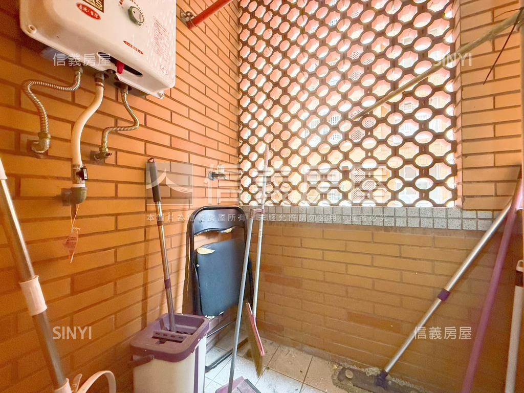 工學商圈兩房平車房屋室內格局與周邊環境