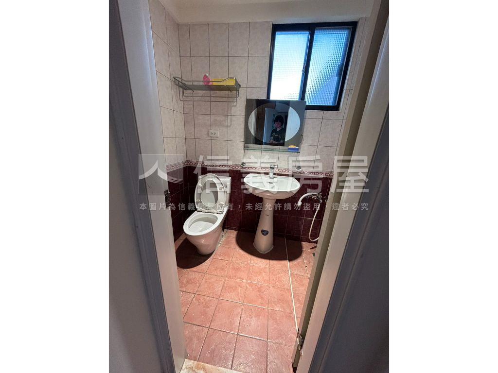 捷運站旁醒目財富屋房屋室內格局與周邊環境