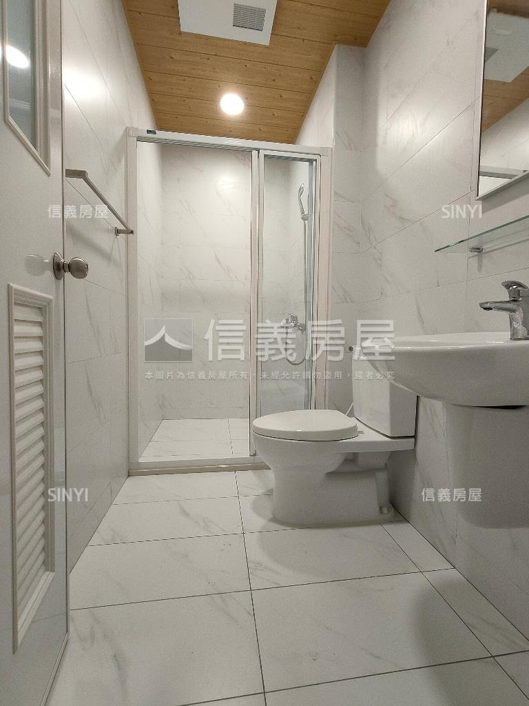 安南德和三房平車露台戶房屋室內格局與周邊環境