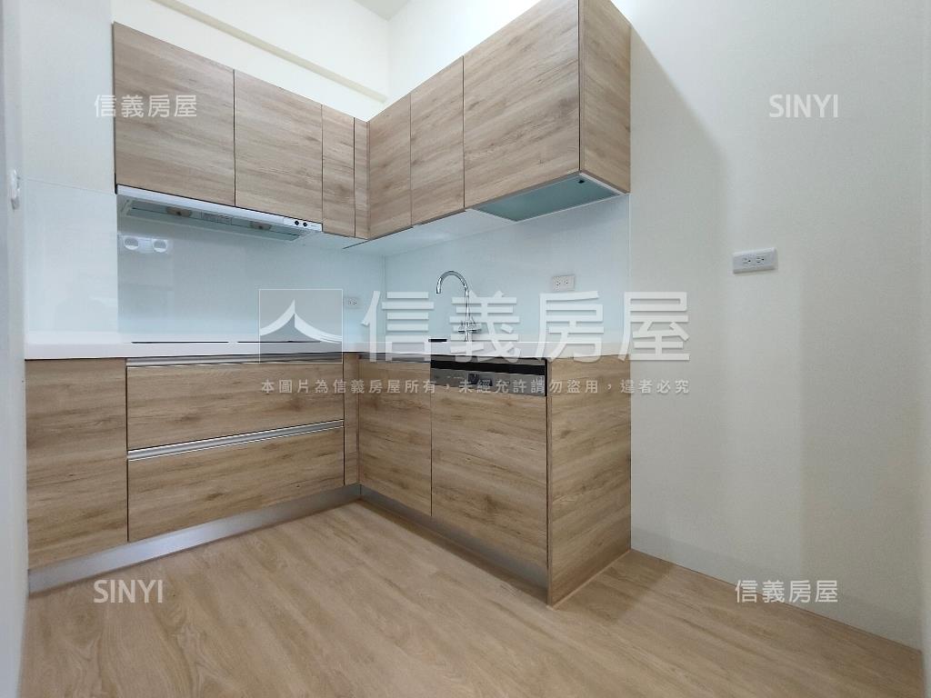 安南德和三房平車露台戶房屋室內格局與周邊環境