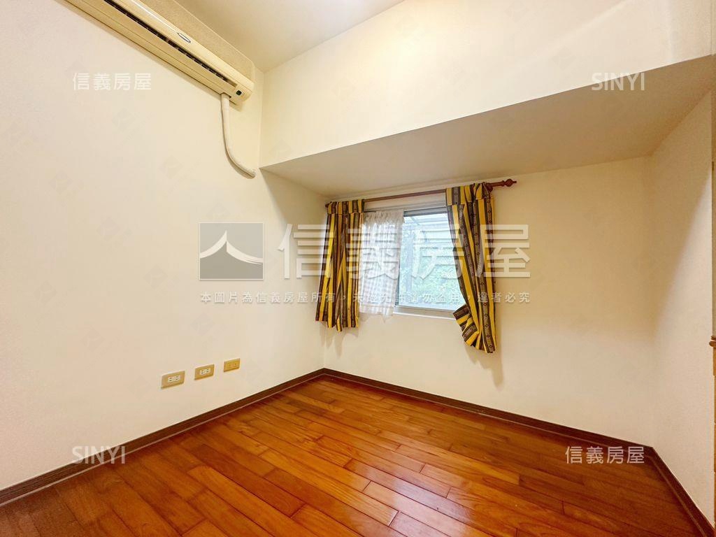 新坡儷景大庭院＋車位房屋室內格局與周邊環境