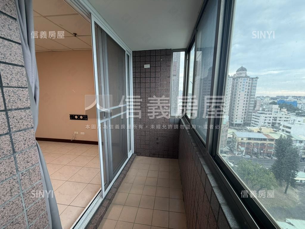 成大學子高樓三房平車房屋室內格局與周邊環境