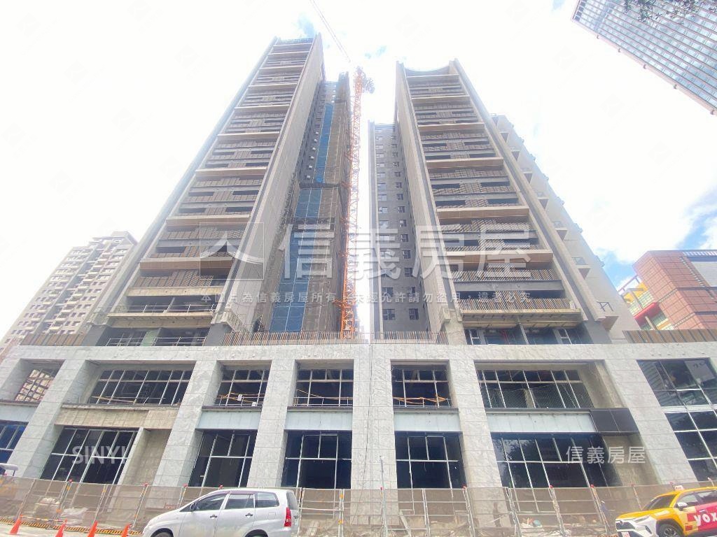 七期紀汎希Ｂ８兩房平車房屋室內格局與周邊環境