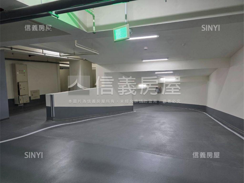 富宇大悅２房平車房屋室內格局與周邊環境