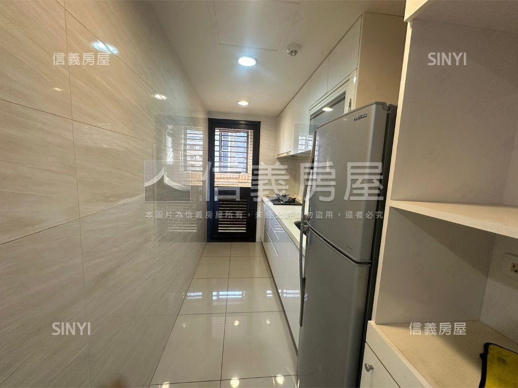 佳瑞Ｍ＋大三房車位房屋室內格局與周邊環境