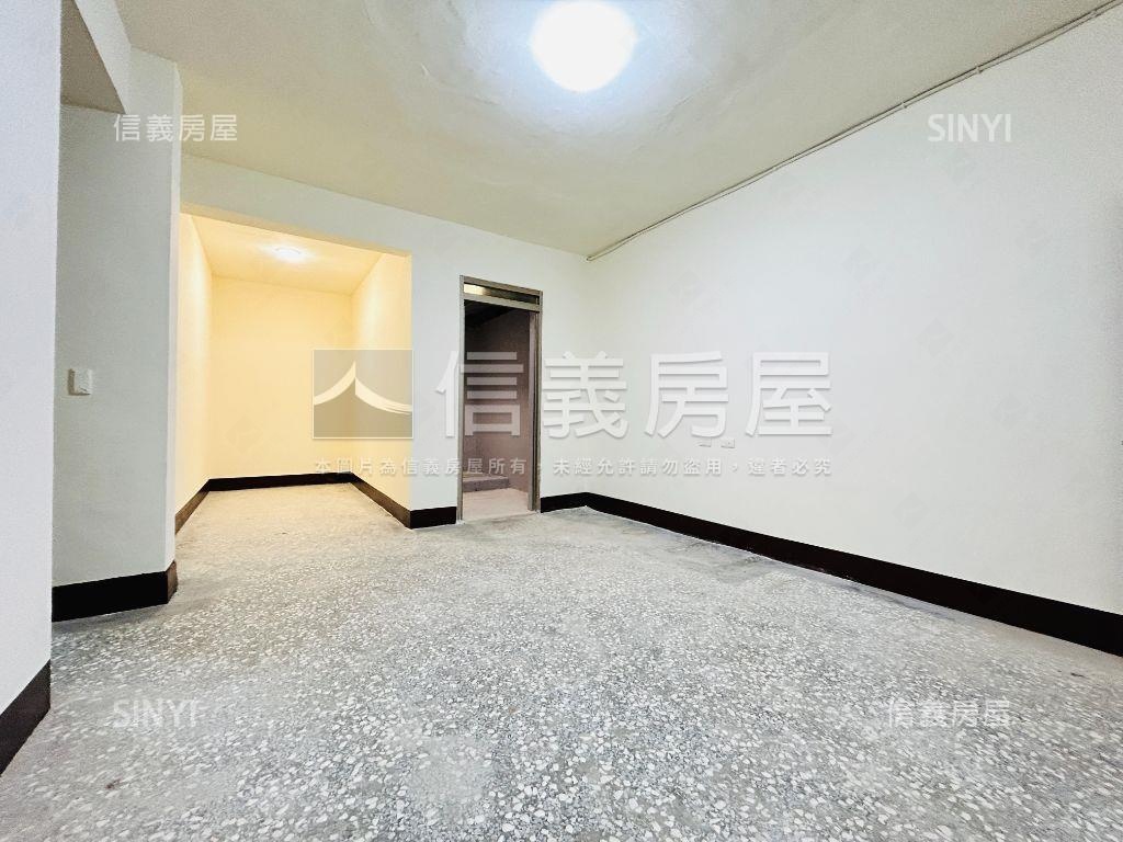 學府路方便進出一樓美屋房屋室內格局與周邊環境
