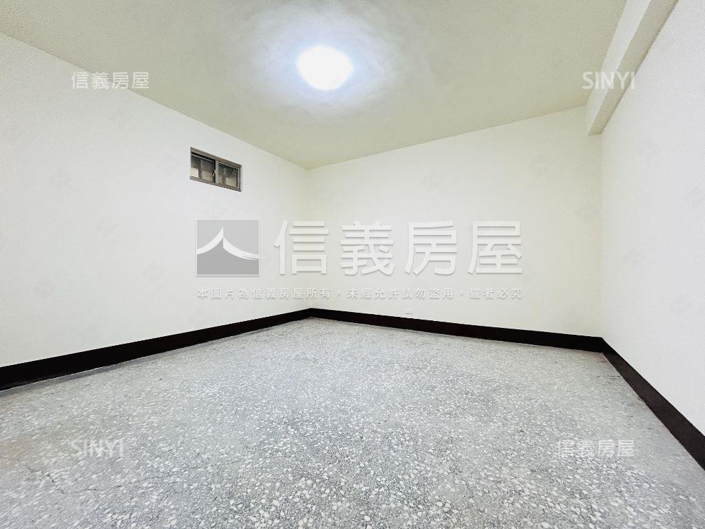 學府路方便進出一樓美屋房屋室內格局與周邊環境