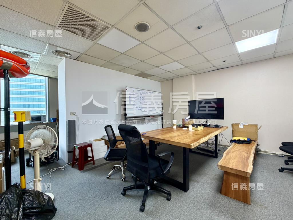 寶成中正景觀商辦帶車位房屋室內格局與周邊環境