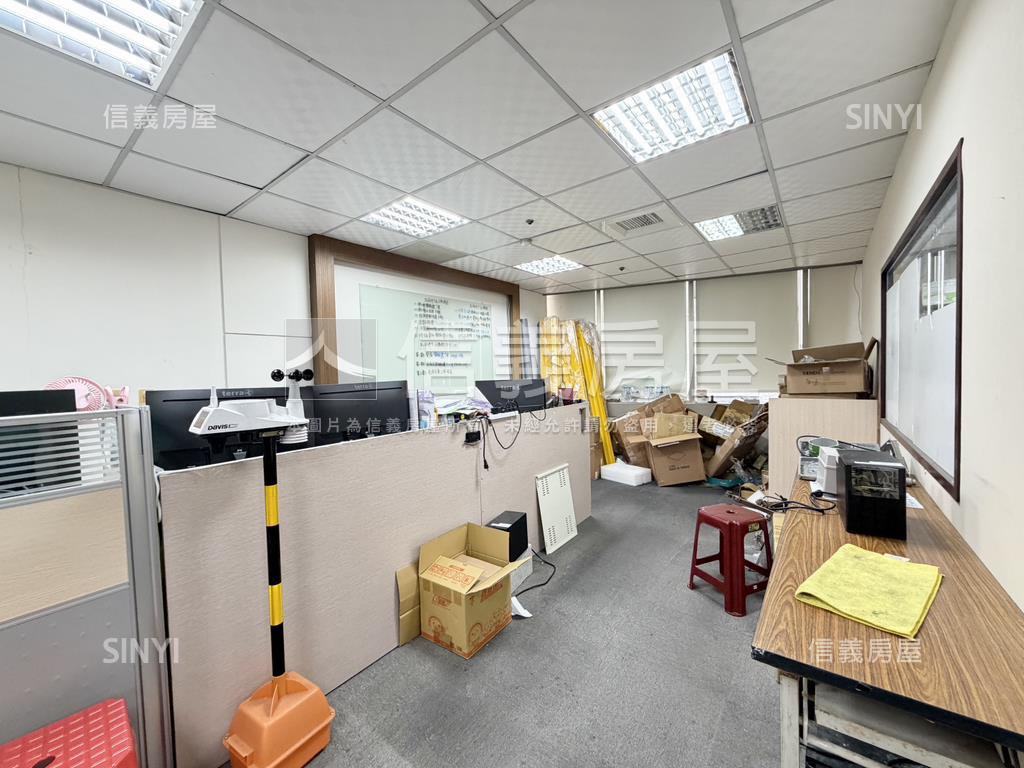 寶成中正景觀商辦帶車位房屋室內格局與周邊環境