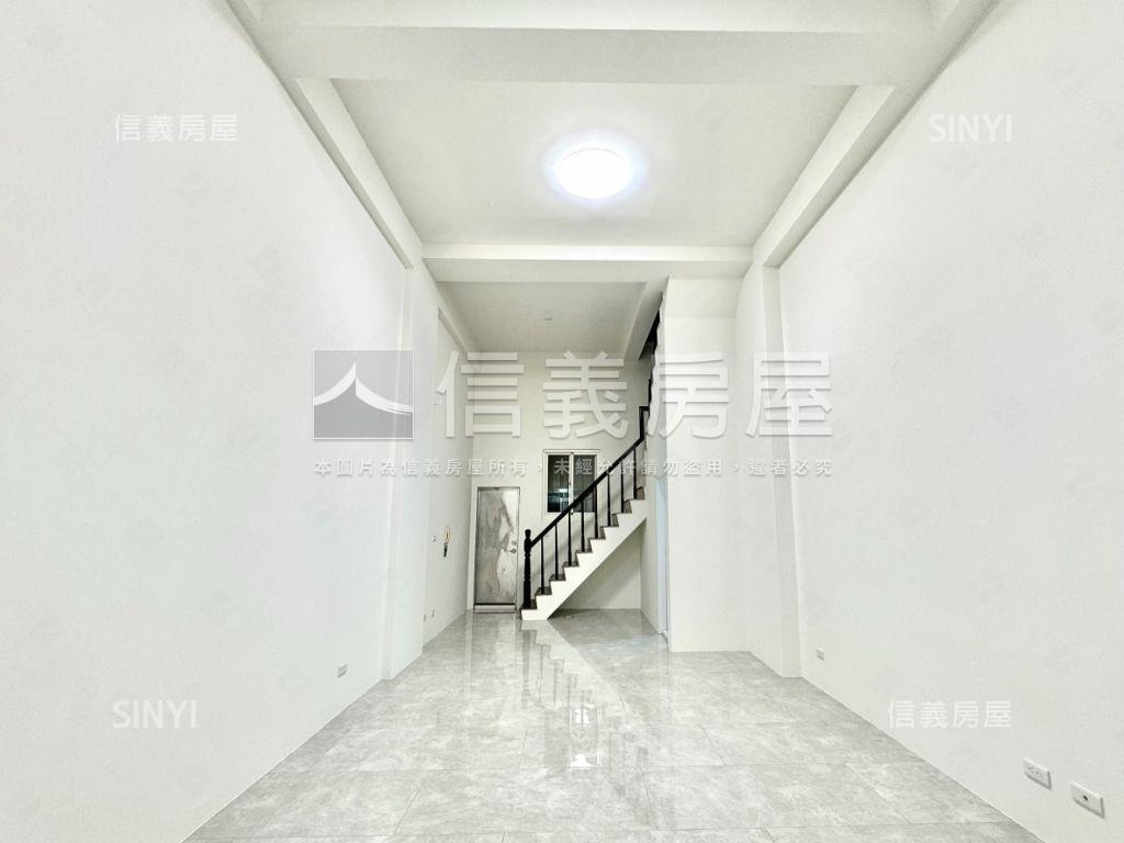 就這間了挑高裝潢透天房屋室內格局與周邊環境