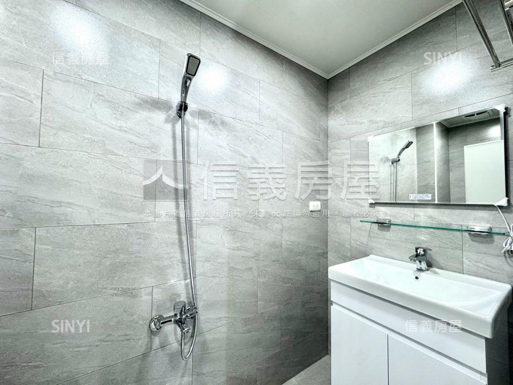 就這間了挑高裝潢透天房屋室內格局與周邊環境