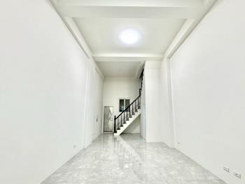 就這間了挑高裝潢透天