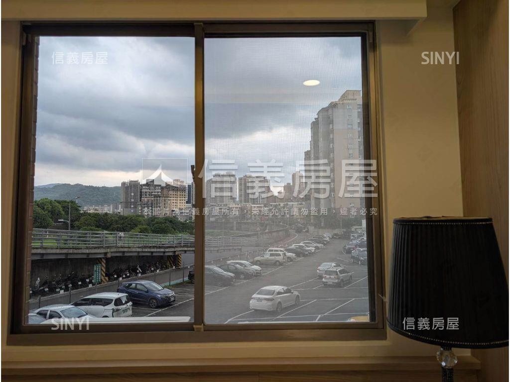 映水堂稀有三房全新裝潢Ｂ房屋室內格局與周邊環境