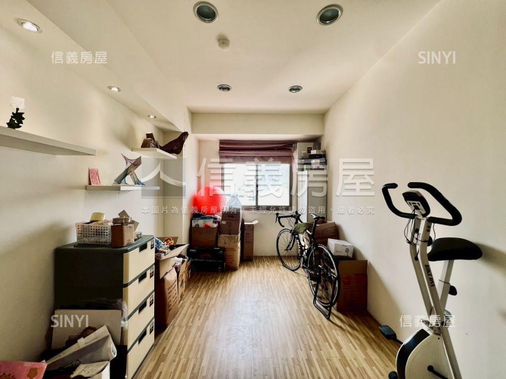 大墩皇家質感裝潢三房房屋室內格局與周邊環境