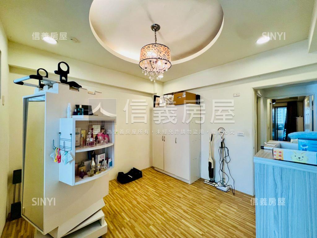 大墩皇家質感裝潢三房房屋室內格局與周邊環境