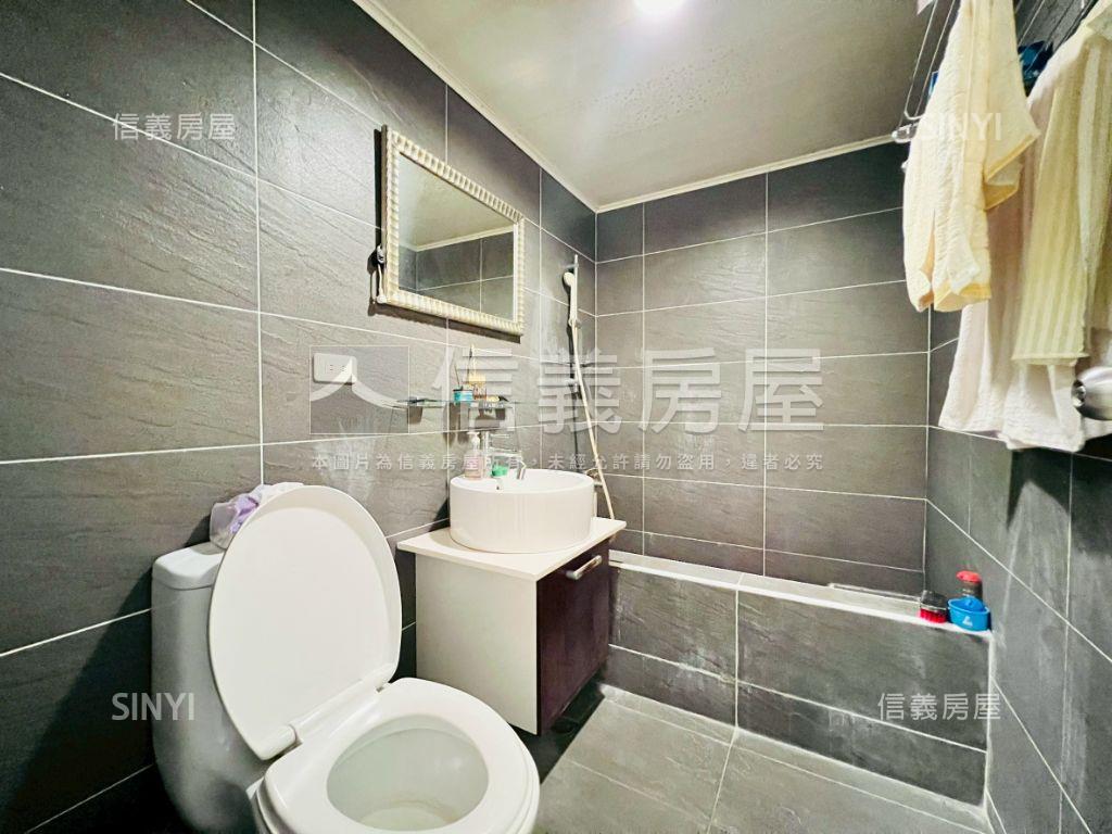大墩皇家質感裝潢三房房屋室內格局與周邊環境