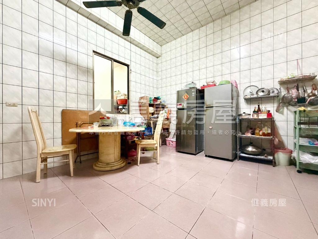 安南區屋況好大地坪店住房屋室內格局與周邊環境