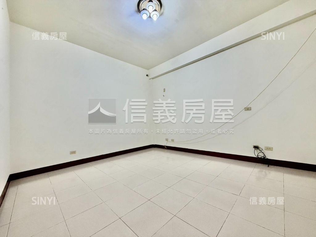 安南區屋況好大地坪店住房屋室內格局與周邊環境