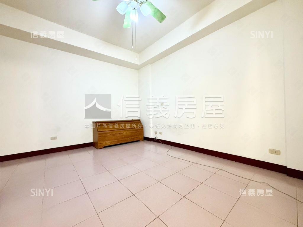 安南區屋況好大地坪店住房屋室內格局與周邊環境