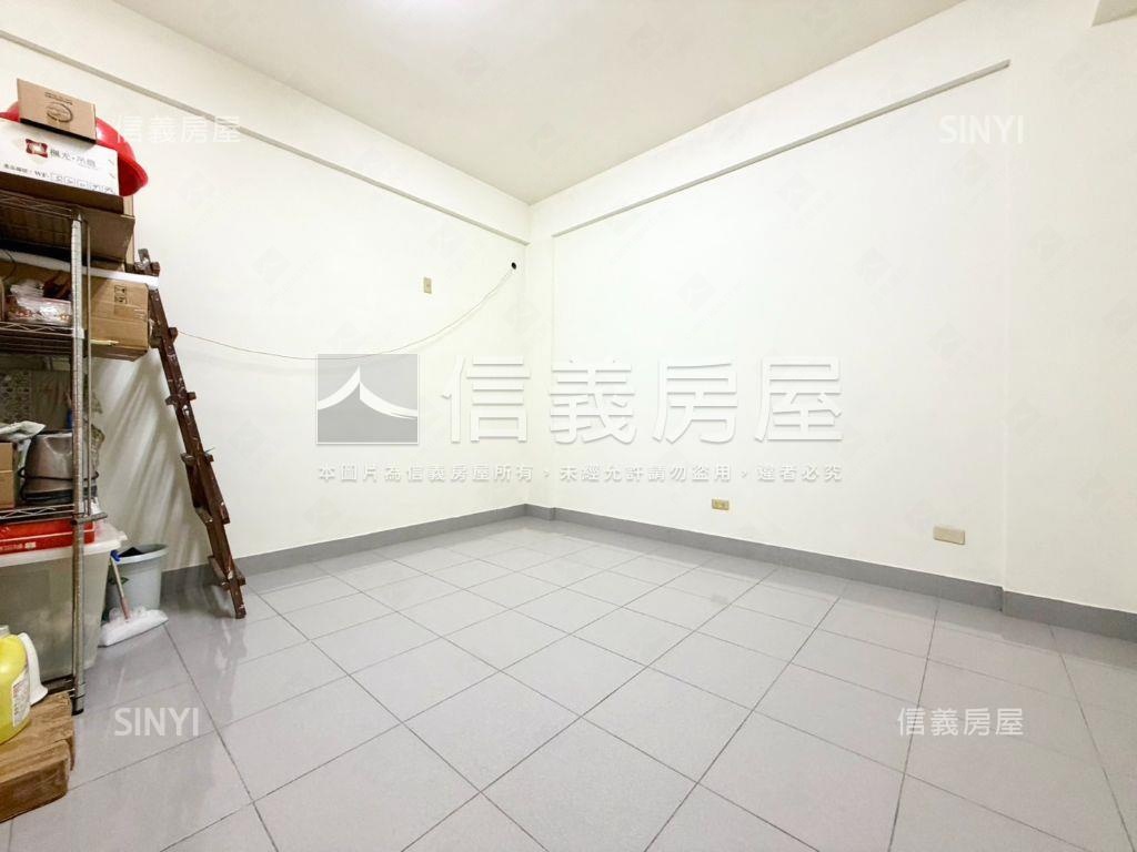 安南區屋況好大地坪店住房屋室內格局與周邊環境