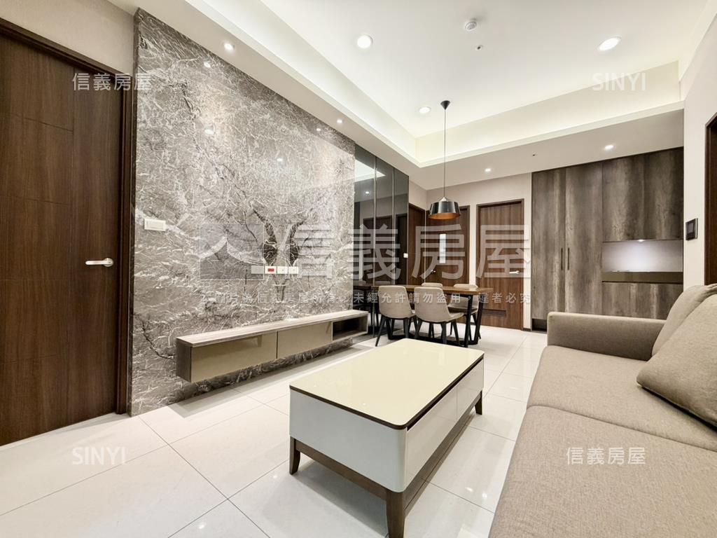 微笑雲品三房平車奢華裝潢房屋室內格局與周邊環境