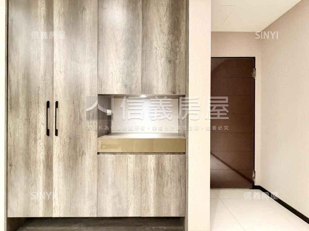 微笑雲品三房平車奢華裝潢房屋室內格局與周邊環境