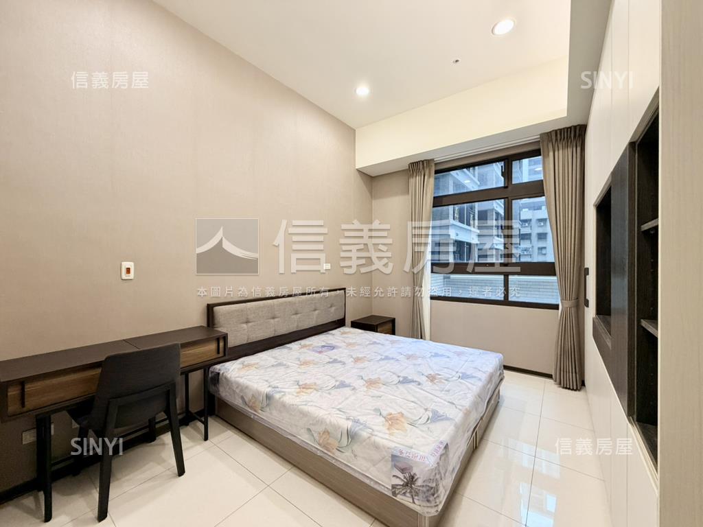 微笑雲品三房平車奢華裝潢房屋室內格局與周邊環境