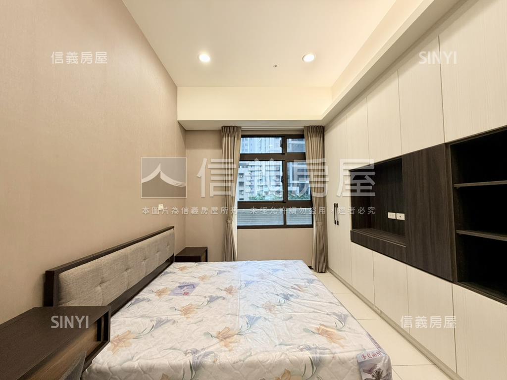 微笑雲品三房平車奢華裝潢房屋室內格局與周邊環境