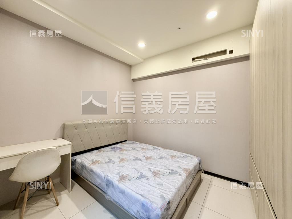 微笑雲品三房平車奢華裝潢房屋室內格局與周邊環境