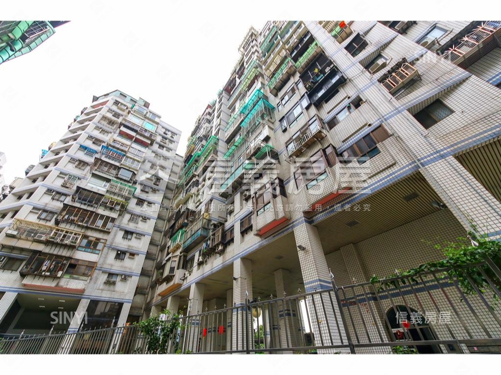 江山方圓美景花園三房房屋室內格局與周邊環境