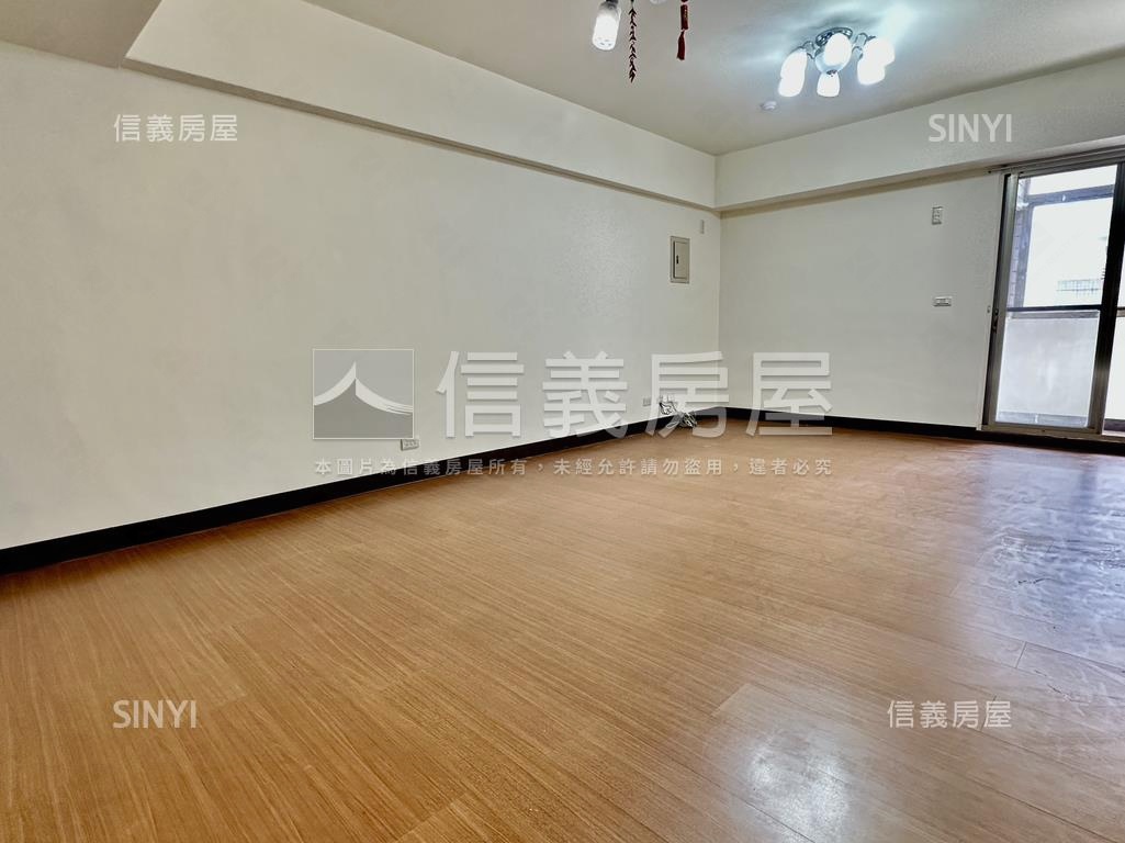 專任成功商圈大三房房屋室內格局與周邊環境