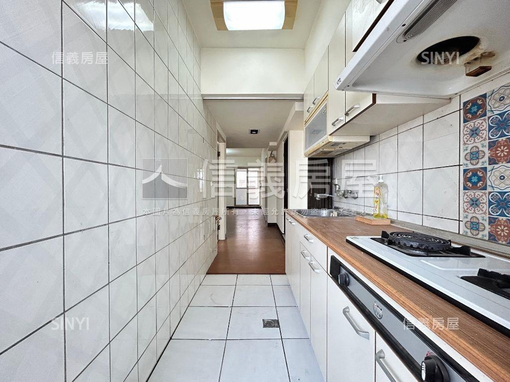 專任成功商圈大三房房屋室內格局與周邊環境