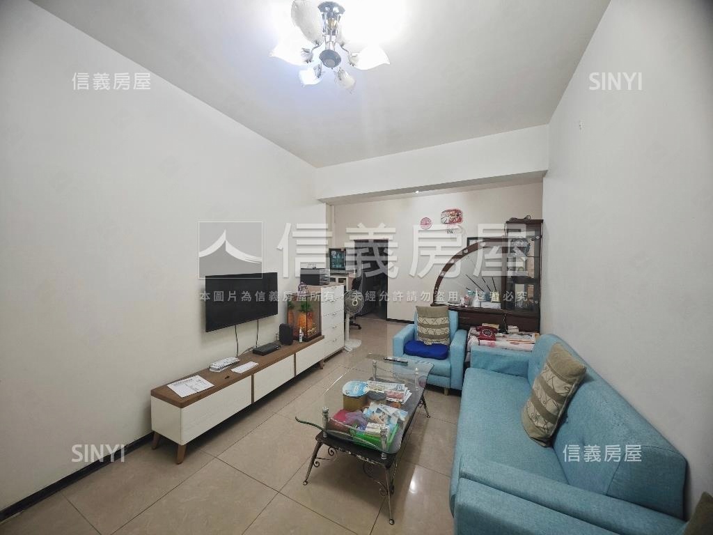 信義國泰面寬一樓房屋室內格局與周邊環境