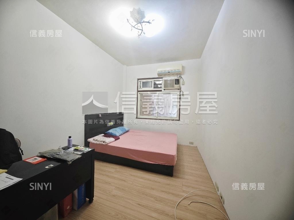信義國泰面寬一樓房屋室內格局與周邊環境