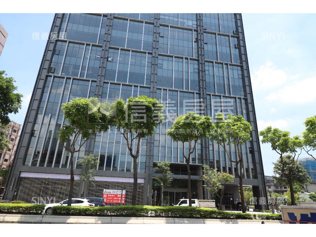 永寧捷運旁１１６坪金店面房屋室內格局與周邊環境