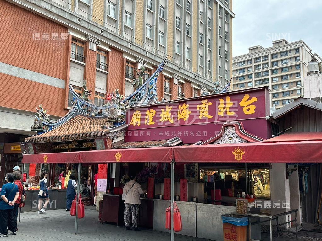 家樂福旁公園管理套房房屋室內格局與周邊環境