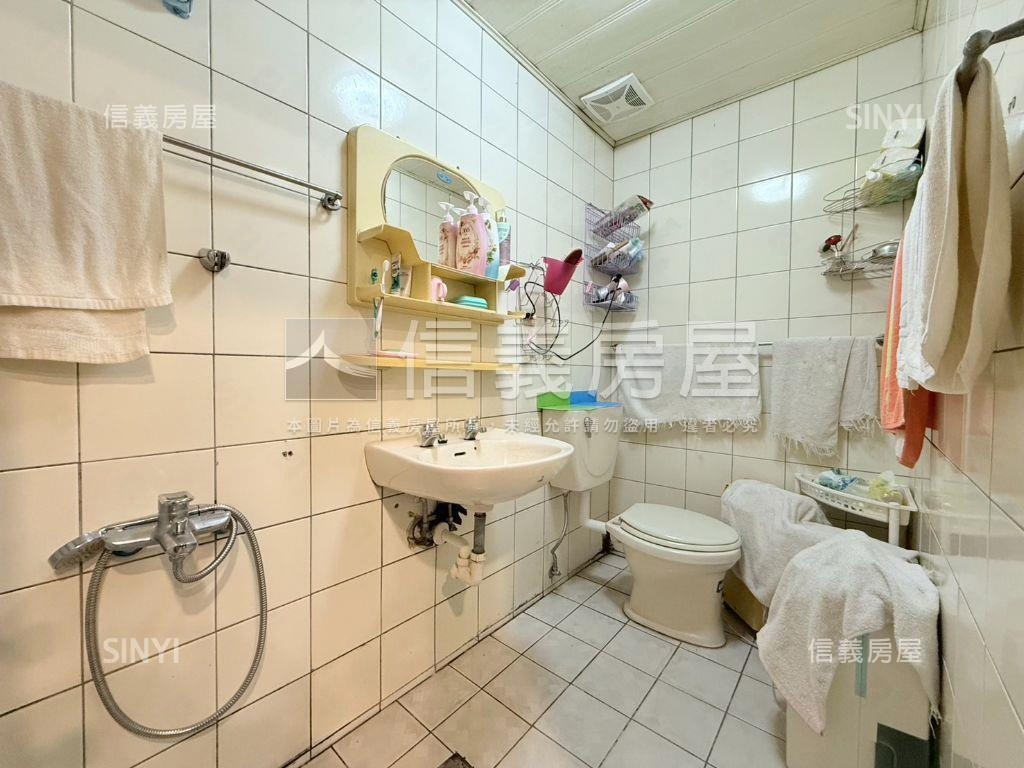 東台北一樓店辦住附車位房屋室內格局與周邊環境