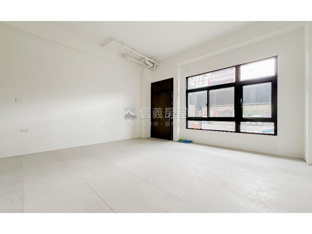 全新臨路電梯美墅房屋室內格局與周邊環境