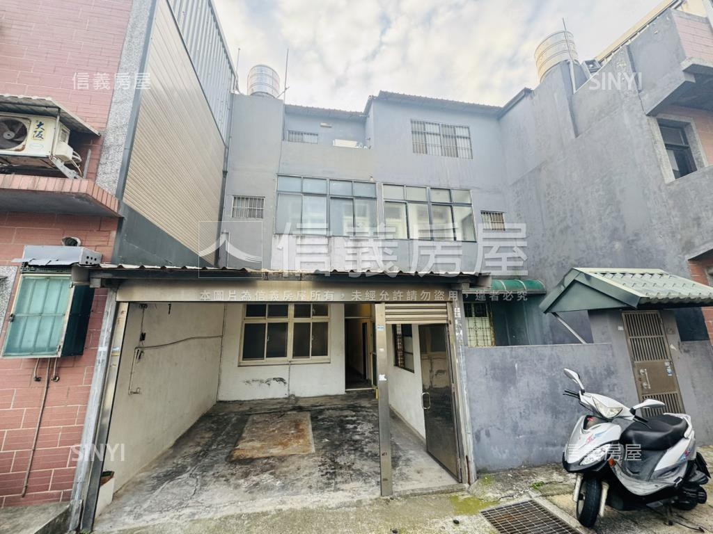 龍岡｜龍泉街雙併前院透天房屋室內格局與周邊環境
