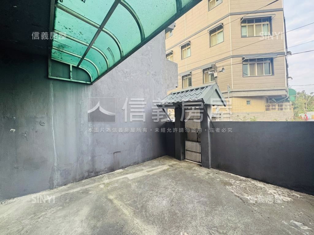 龍岡｜龍泉街雙併前院透天房屋室內格局與周邊環境