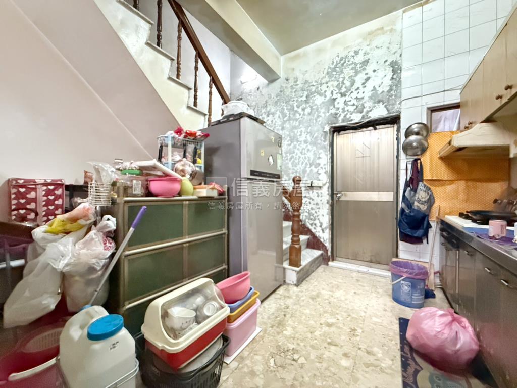 近八卦國小｜正街透天厝房屋室內格局與周邊環境