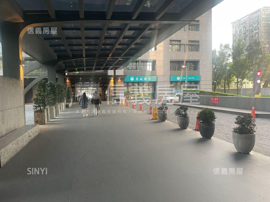 Ｔ２企業總部５０３坪房屋室內格局與周邊環境