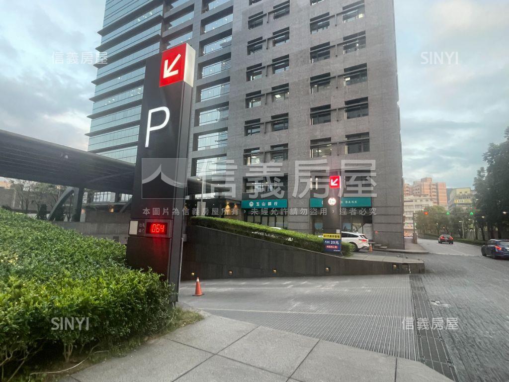 Ｔ２企業總部５０３坪房屋室內格局與周邊環境