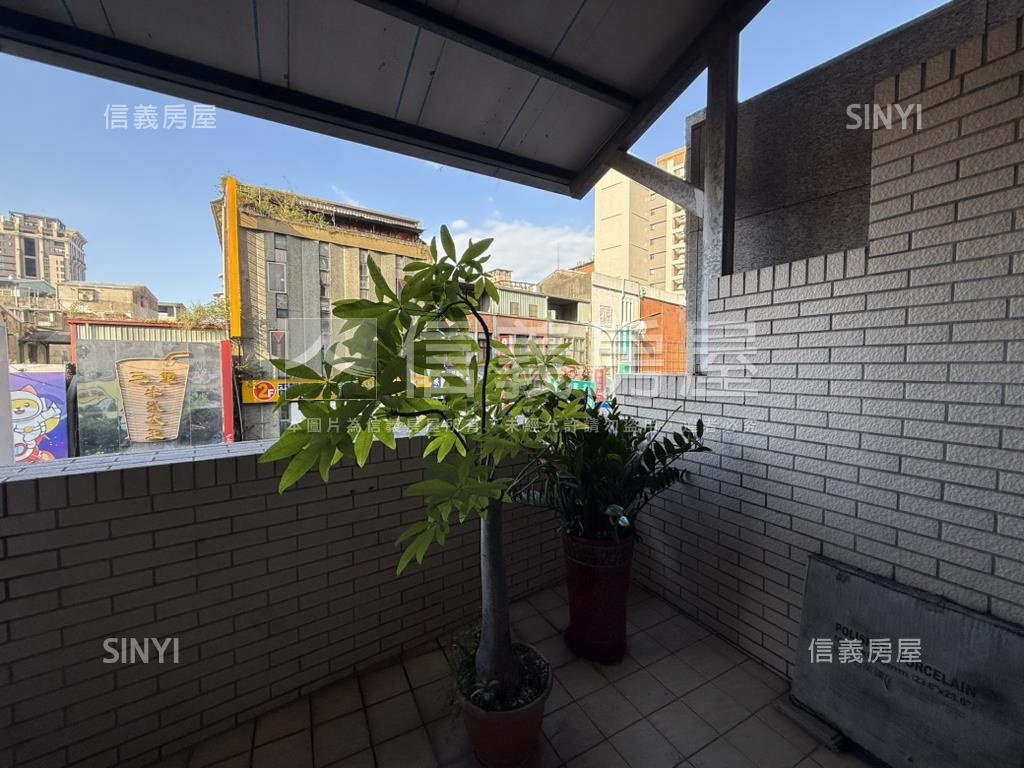 台北橋正重新路金透店房屋室內格局與周邊環境