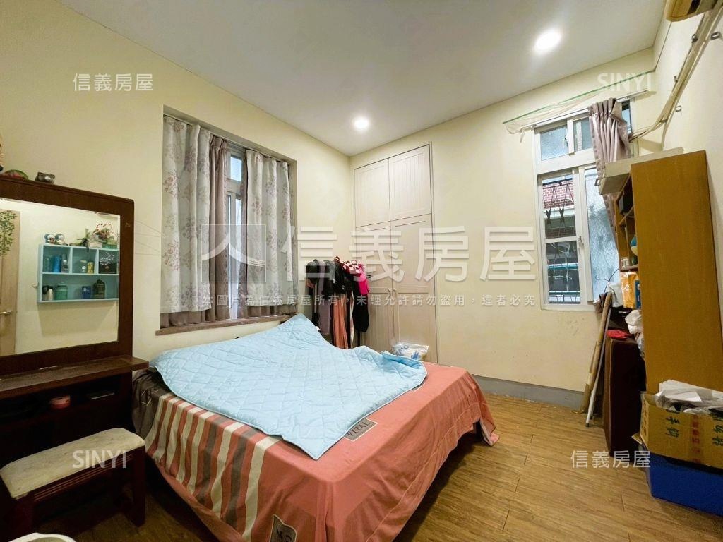 近南台南副都心四面採光墅房屋室內格局與周邊環境