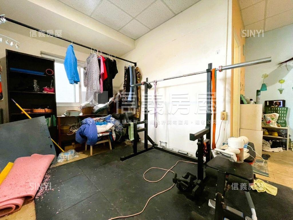 近南台南副都心四面採光墅房屋室內格局與周邊環境