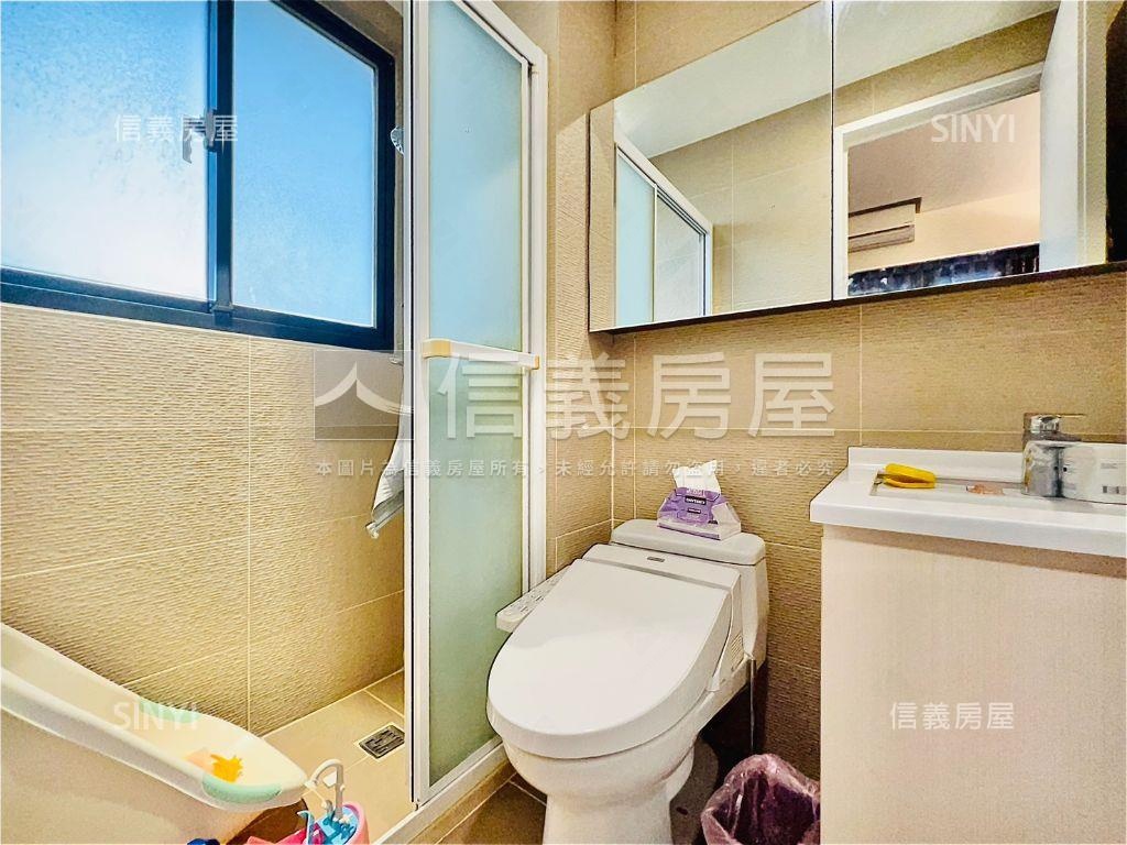 專任、中正鼎集邊間三房房屋室內格局與周邊環境